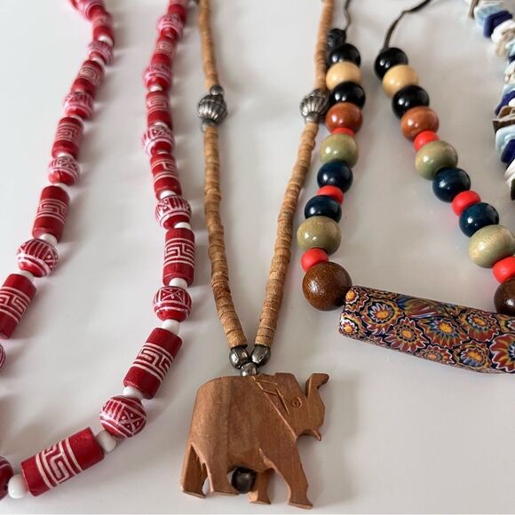 Wood & Shell Bohemian Necklace Lot - Picture 4 of 6